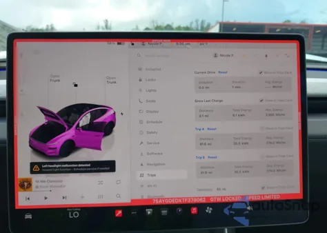 2026 Tesla Model Y Long Range Dual Motor All-Wheel Drive z USA, uszkodzony, nr VIN 7SAYGDEDXTF378062